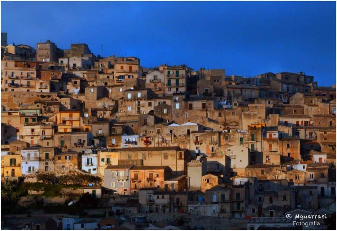 Casa Degli Avi Don Neli, Immersa Nella Natura Modica Exteriör bild